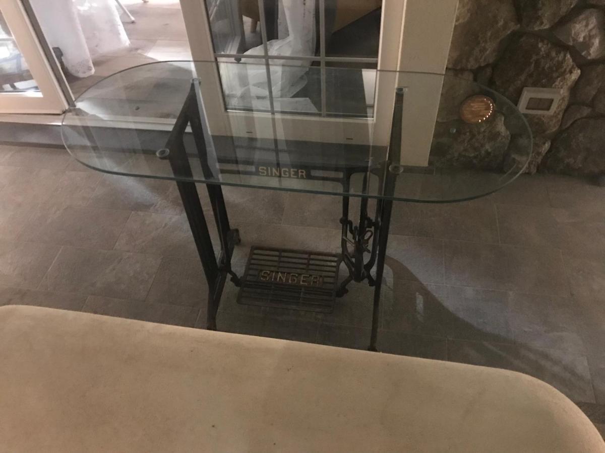 شقة La Casetta Al Porto Di ايسكيا المظهر الخارجي الصورة